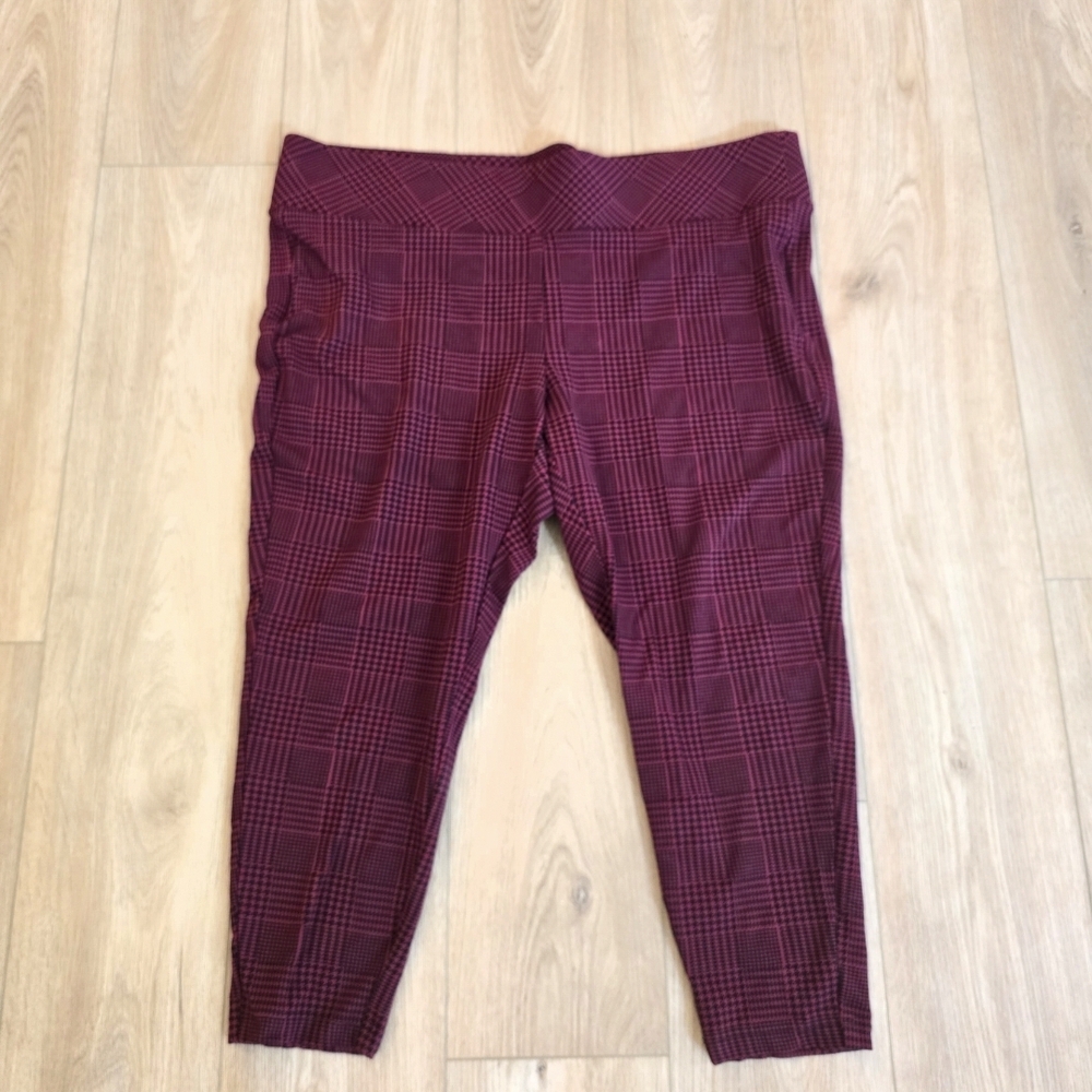 torrid Burgundy Plaid Capri Length Leggings Torrid Size 3